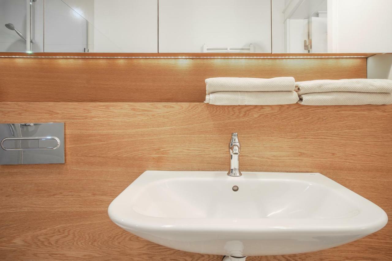 CITYSTAY Ambra Waterlane Apartment Gdansk Bagian luar foto